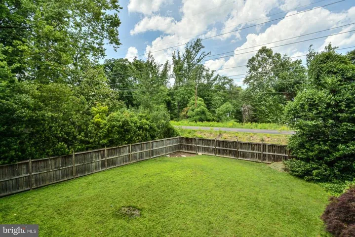 310 Shadow Walk, Falls Church, Virginia 22046