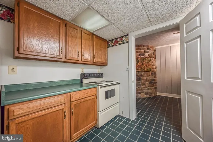 310 Shadow Walk, Falls Church, Virginia 22046