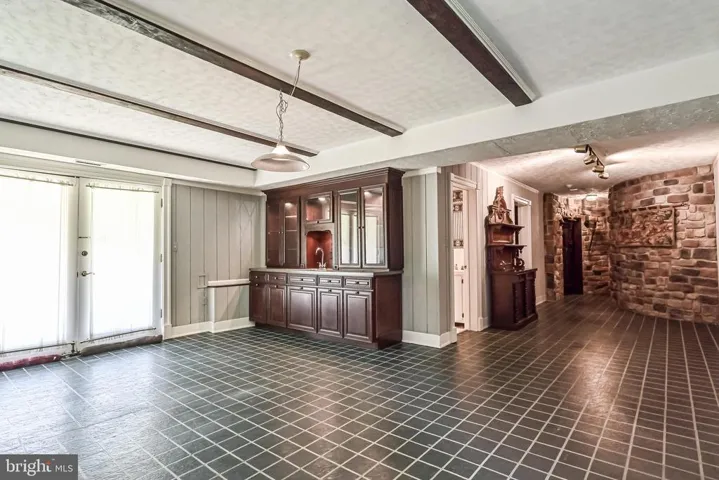310 Shadow Walk, Falls Church, Virginia 22046