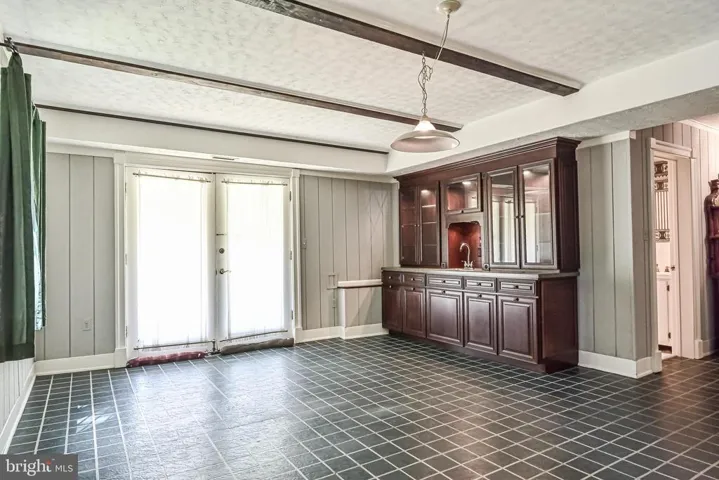 310 Shadow Walk, Falls Church, Virginia 22046