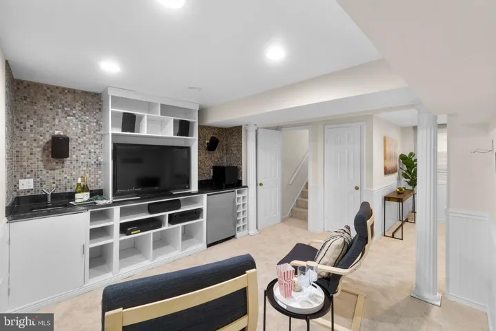 6909 Chelsea Rd, Mclean, Virginia 22101