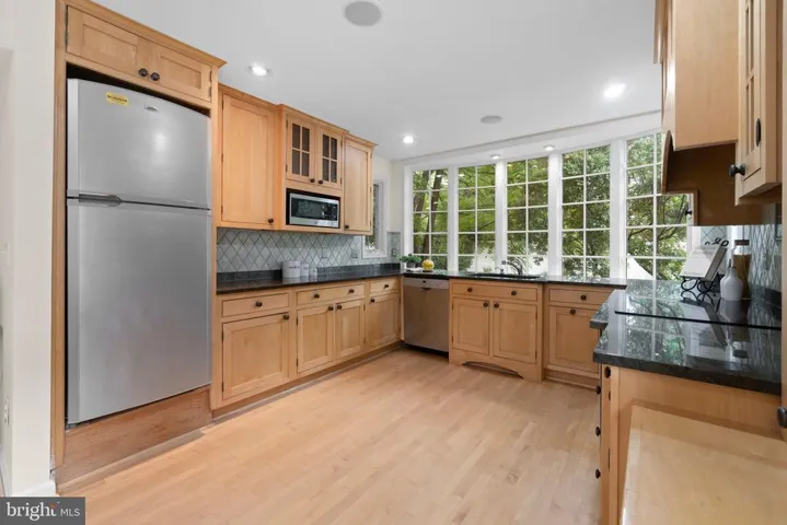 6909 Chelsea Rd, Mclean, Virginia 22101