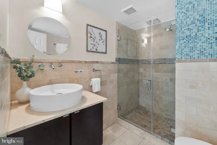 6909 Chelsea Rd, Mclean, Virginia 22101