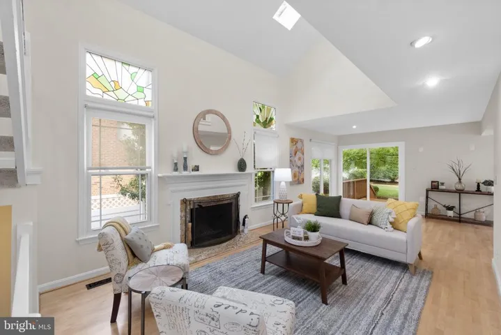 6909 Chelsea Rd, Mclean, Virginia 22101