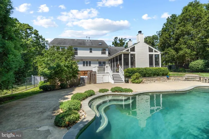4937 Sunset Ln, Annandale, Virginia 22003