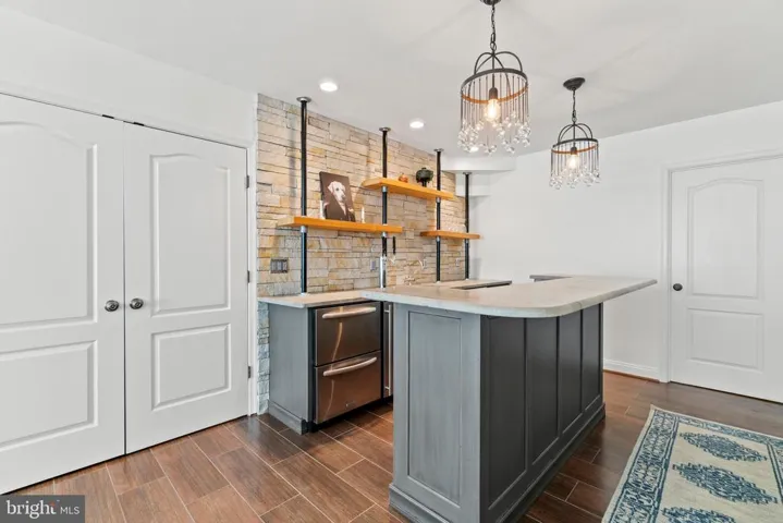 4937 Sunset Ln, Annandale, Virginia 22003