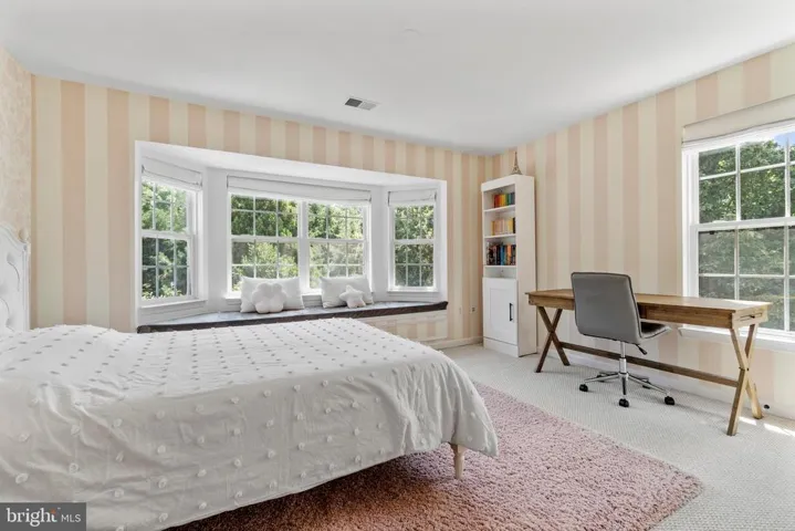 4937 Sunset Ln, Annandale, Virginia 22003