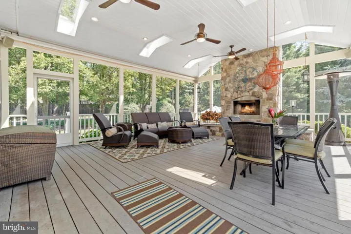 4937 Sunset Ln, Annandale, Virginia 22003
