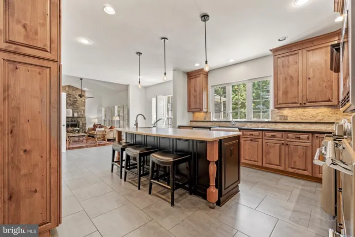 4937 Sunset Ln, Annandale, Virginia 22003