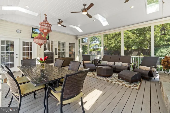 4937 Sunset Ln, Annandale, Virginia 22003