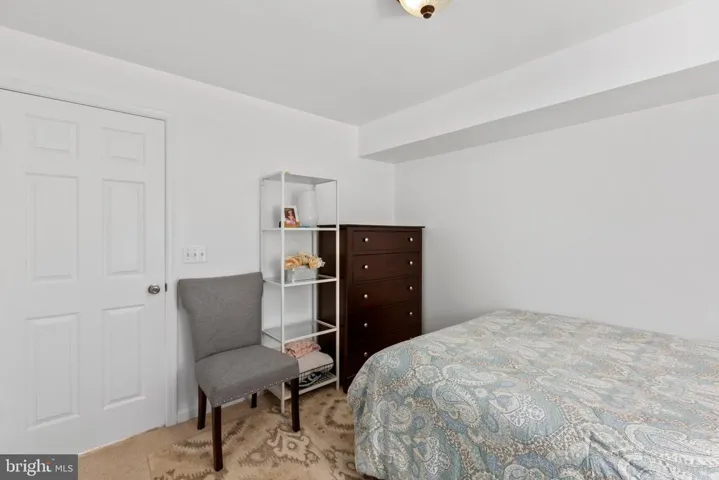 2442 Battery Hill Cir, Woodbridge, Virginia 22191