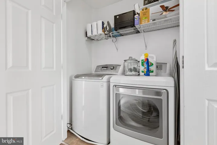 2442 Battery Hill Cir, Woodbridge, Virginia 22191