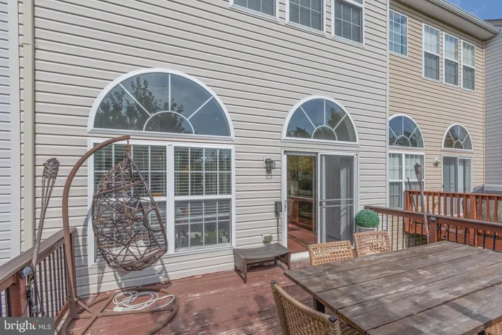 2442 Battery Hill Cir, Woodbridge, Virginia 22191