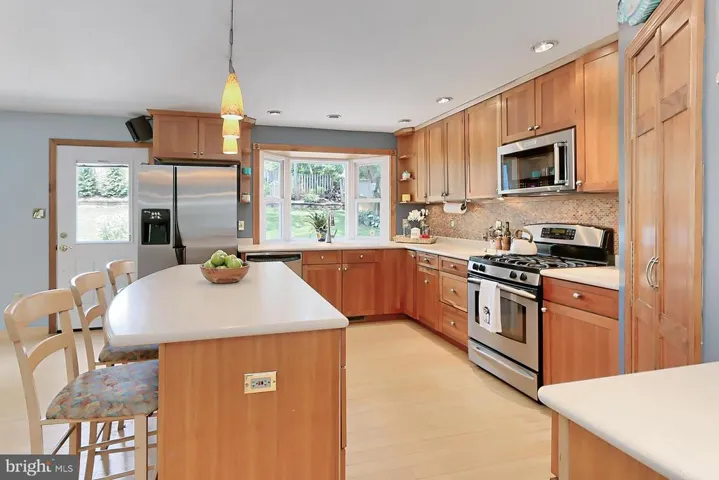 6900 Jefferson Ave, Falls Church, Virginia 22042