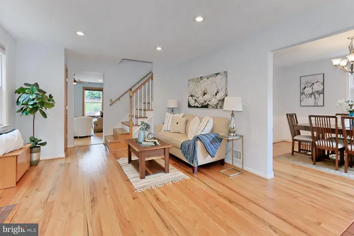 6900 Jefferson Ave, Falls Church, Virginia 22042