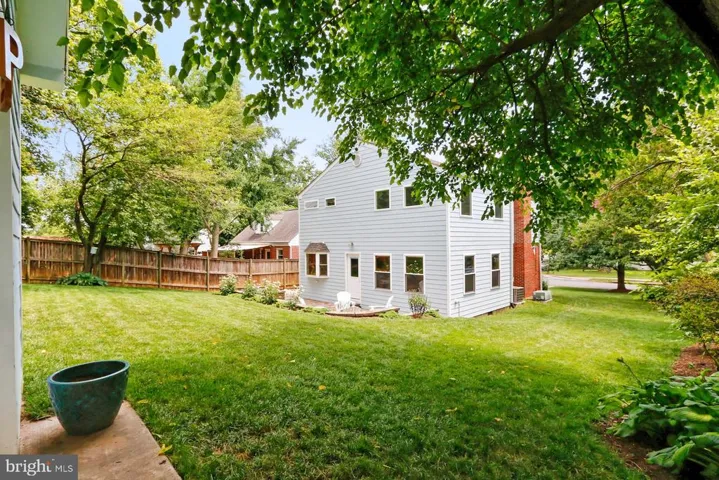 6900 Jefferson Ave, Falls Church, Virginia 22042