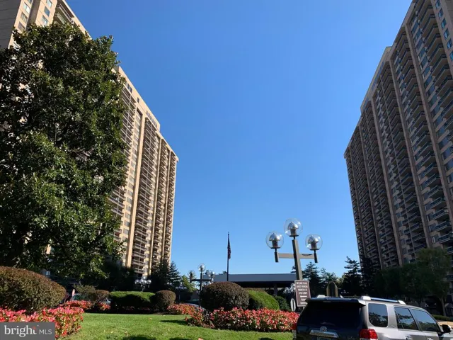 3705 S George Mason Dr #1711s, Falls Church, Virginia 22041