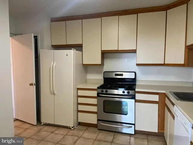 3705 S George Mason Dr #1711s, Falls Church, Virginia 22041