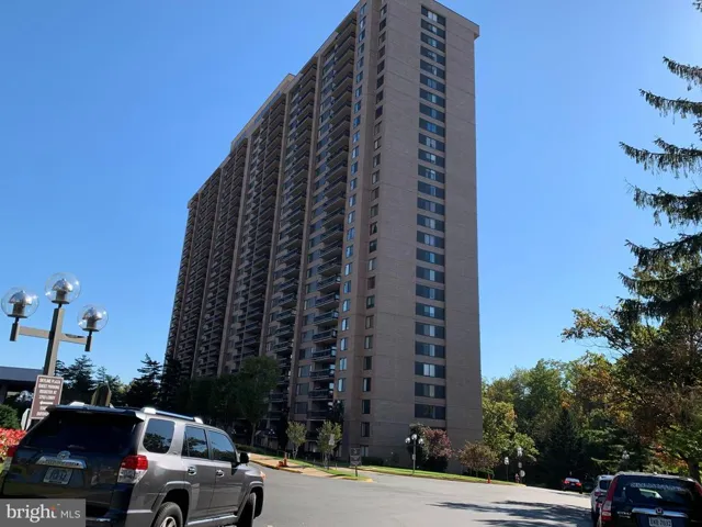 3705 S George Mason Dr #1711s, Falls Church, Virginia 22041
