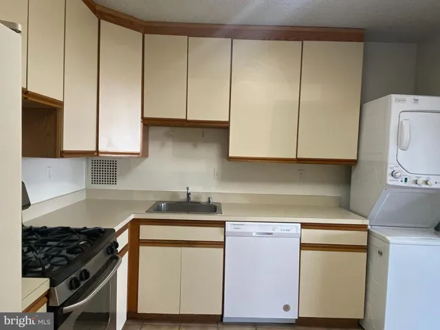 3705 S George Mason Dr #1711s, Falls Church, Virginia 22041