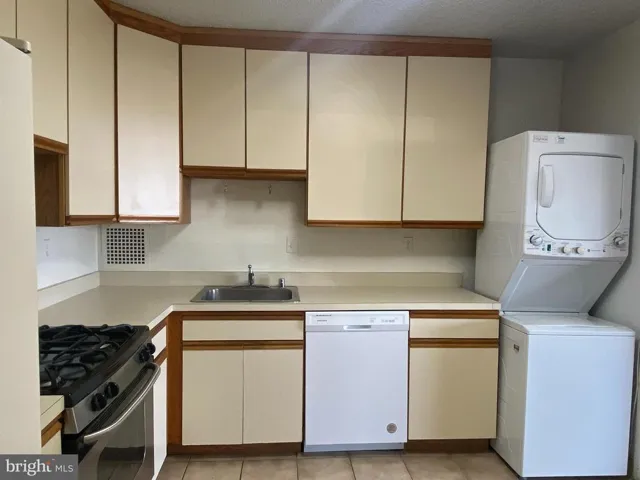 3705 S George Mason Dr #1711s, Falls Church, Virginia 22041