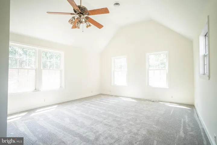 121 Courtside Dr, Ashland, Virginia 23005