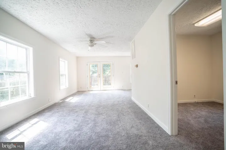 121 Courtside Dr, Ashland, Virginia 23005