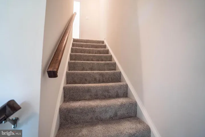 121 Courtside Dr, Ashland, Virginia 23005