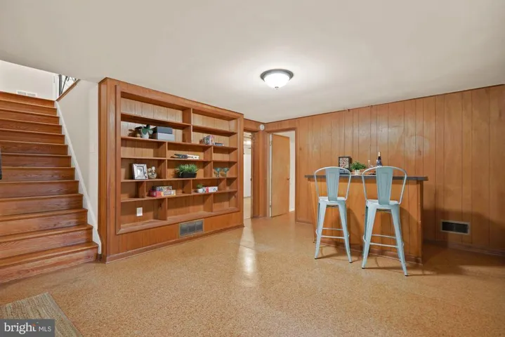 3703 Sprucedale Dr, Annandale, Virginia 22003