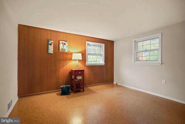 3703 Sprucedale Dr, Annandale, Virginia 22003