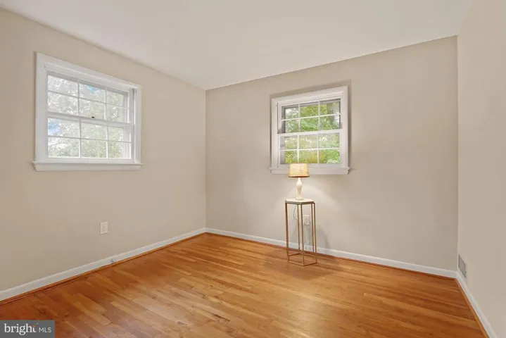 3703 Sprucedale Dr, Annandale, Virginia 22003