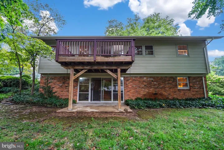 3703 Sprucedale Dr, Annandale, Virginia 22003