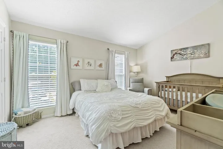 12110 Wedgeway Pl, Fairfax, Virginia 22033