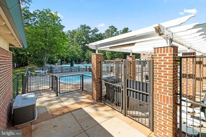 12110 Wedgeway Pl, Fairfax, Virginia 22033