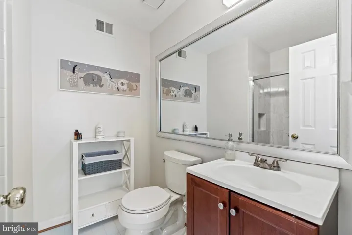 12110 Wedgeway Pl, Fairfax, Virginia 22033