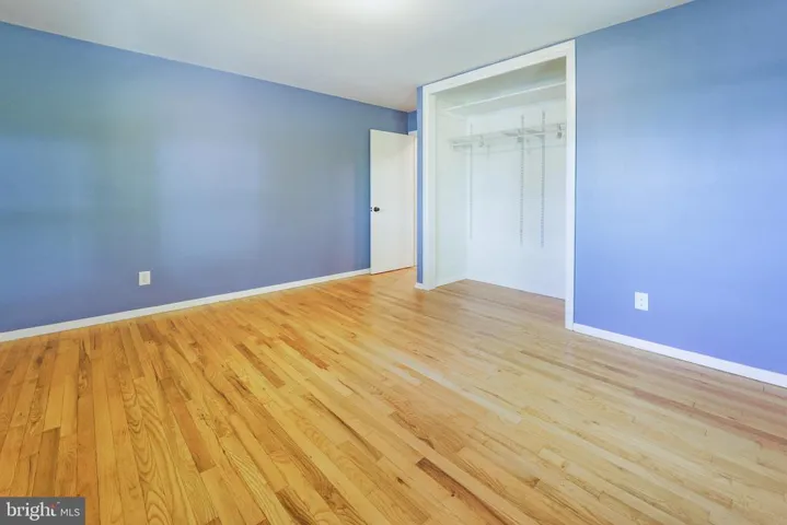 6647 Kerns Rd, Falls Church, Virginia 22042