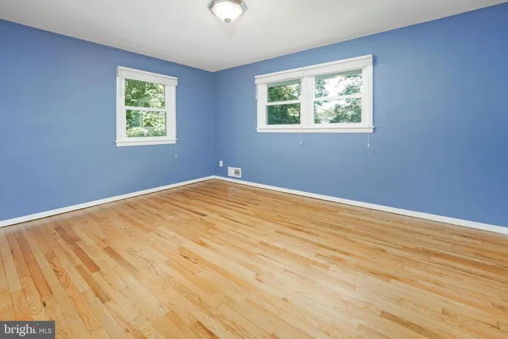 6647 Kerns Rd, Falls Church, Virginia 22042