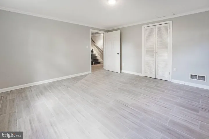 6647 Kerns Rd, Falls Church, Virginia 22042