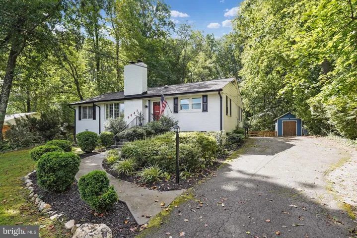 6647 Kerns Rd, Falls Church, Virginia 22042