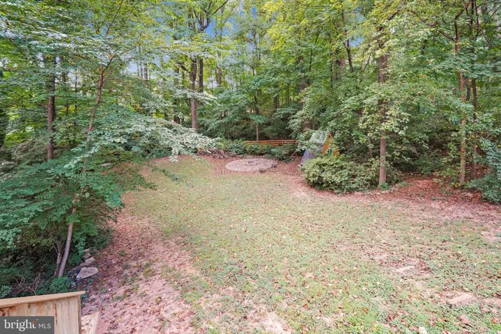 6647 Kerns Rd, Falls Church, Virginia 22042