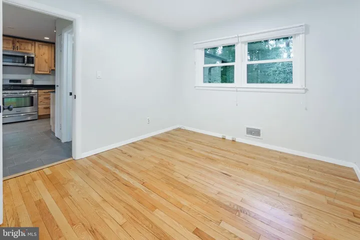6647 Kerns Rd, Falls Church, Virginia 22042