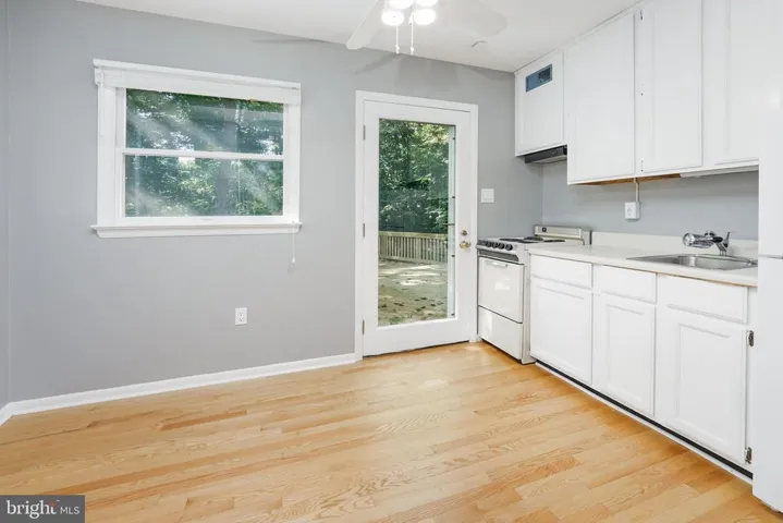 6647 Kerns Rd, Falls Church, Virginia 22042