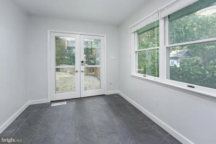 6647 Kerns Rd, Falls Church, Virginia 22042