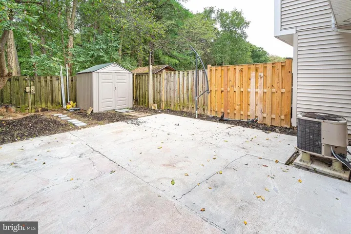 8414 Dampier Ct, Springfield, Virginia 22153