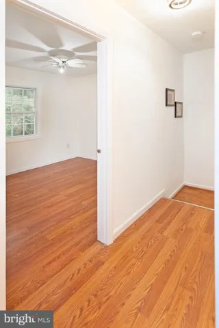 8414 Dampier Ct, Springfield, Virginia 22153