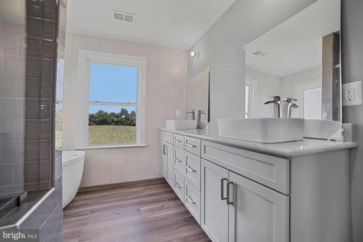13650 Kelly Green Way, Nokesville, Virginia 20181