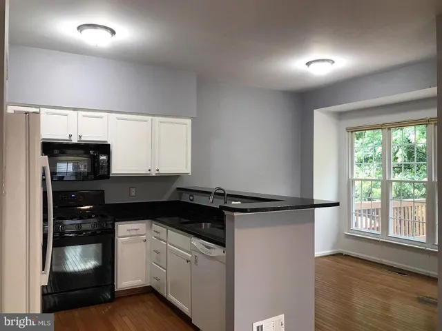 4228 Ashmere Cir, Dumfries, Virginia 22025