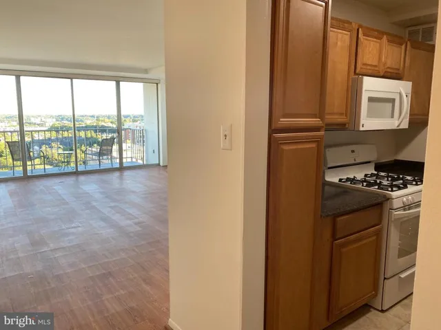 301 N Beauregard St #1101, Alexandria, Virginia 22312