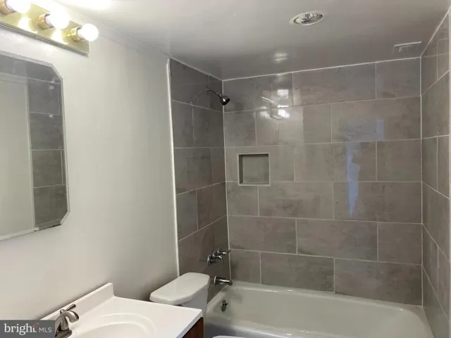 301 N Beauregard St #1101, Alexandria, Virginia 22312