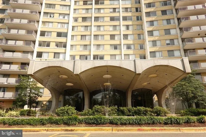 301 N Beauregard St #1101, Alexandria, Virginia 22312